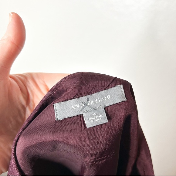 Ann‎ Taylor Burgundy Purple Floral Embroidered Silk Wool Blend Knee Length Skirt - Picture 7 of 8